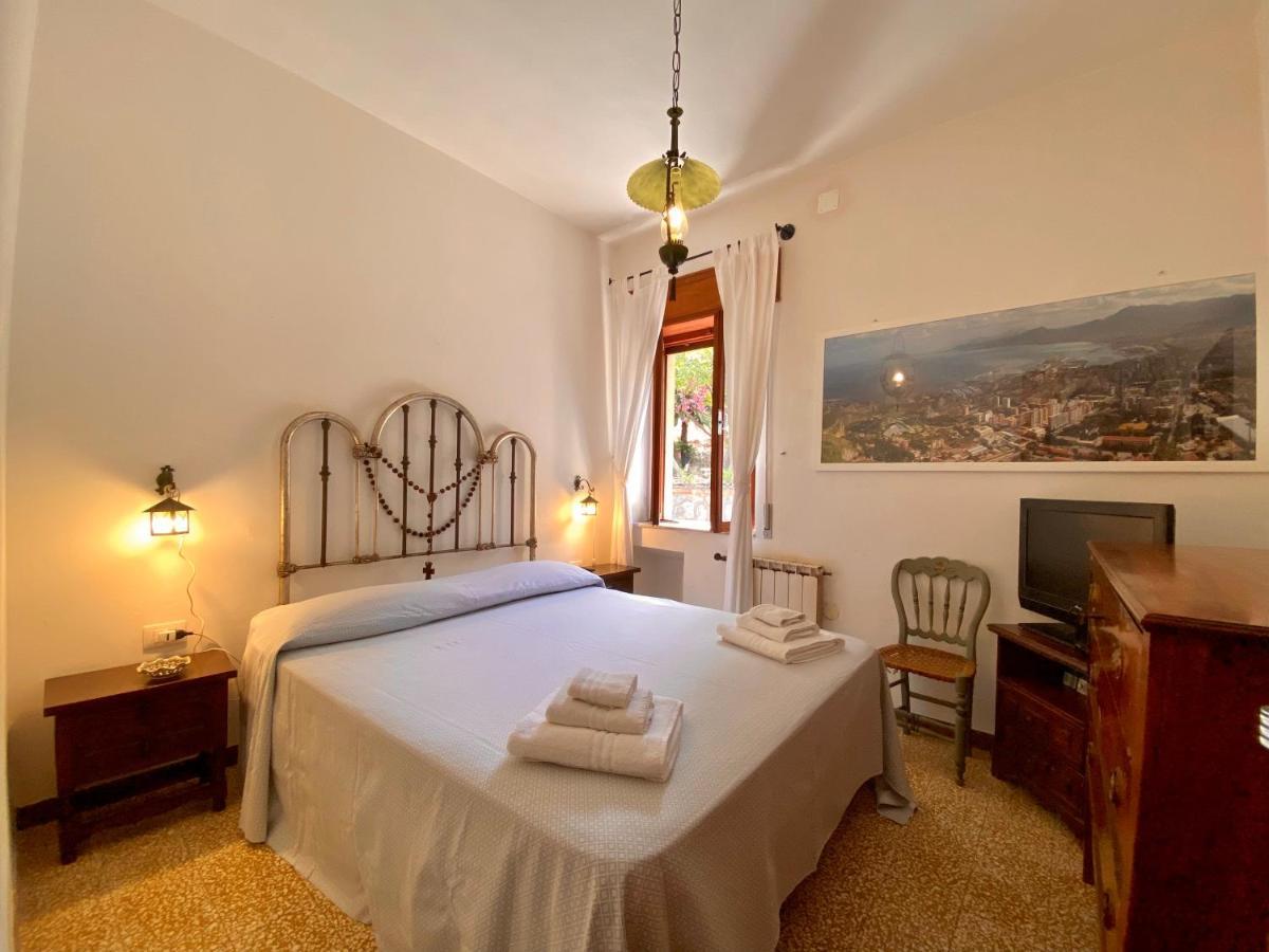 Villa Tana Pacenzia Cefalù Exteriör bild