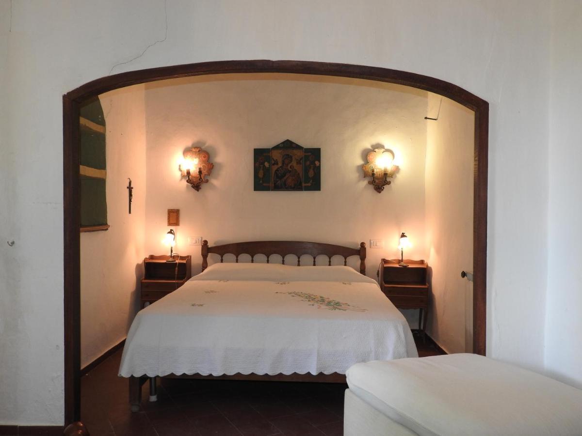 Villa Tana Pacenzia Cefalù Exteriör bild